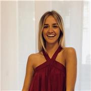 Studentessa di Lingue offre lezioni private per aiuto compiti